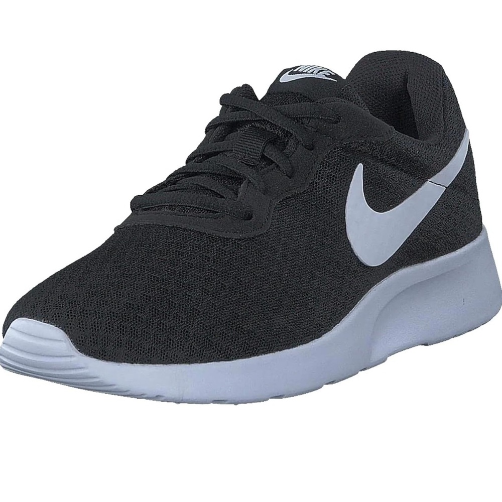Nike Tajun
